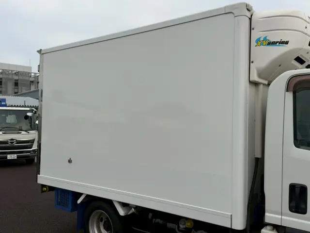 いすゞ エルフ TKG-NMR85AN(2WD)の写真9