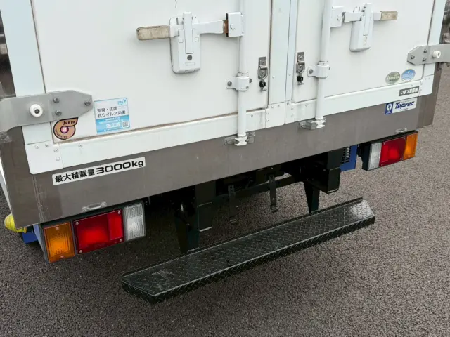 いすゞ エルフ TKG-NMR85AN(2WD)の写真15