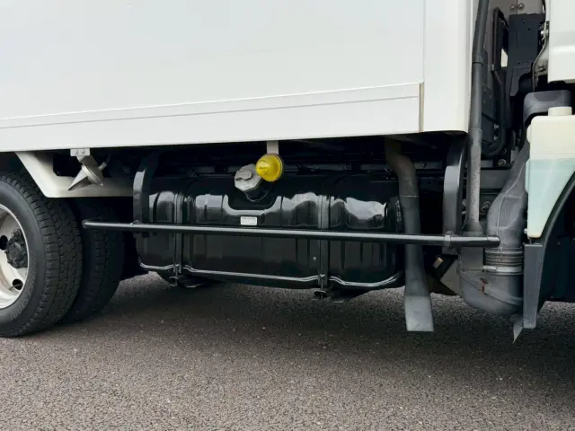 いすゞ エルフ TKG-NMR85AN(2WD)の写真19