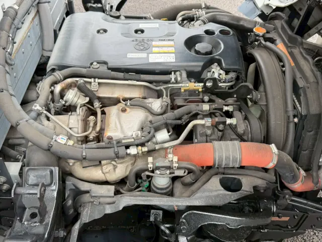 いすゞ エルフ TKG-NMR85AN(2WD)の写真32