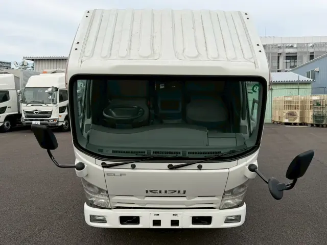 いすゞ エルフ TKG-NMR85AN(2WD)の写真35