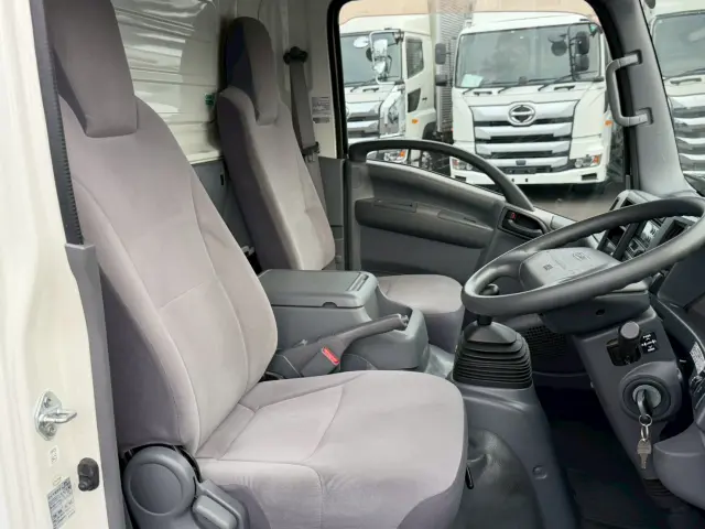いすゞ エルフ TKG-NMR85AN(2WD)の写真37