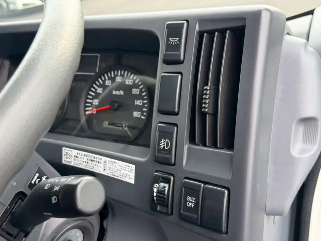 いすゞ エルフ TKG-NMR85AN(2WD)の写真42
