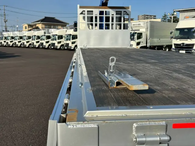 日野 プロフィア 2DG-FW1AHC(8x4)の写真18