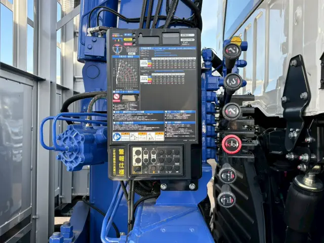 日野 プロフィア 2DG-FW1AHC(8x4)の写真24