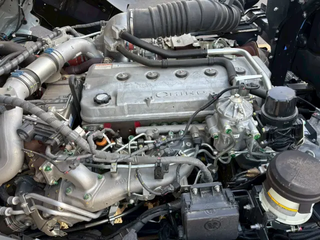 日野 プロフィア 2DG-FW1AHC(8x4)の写真29