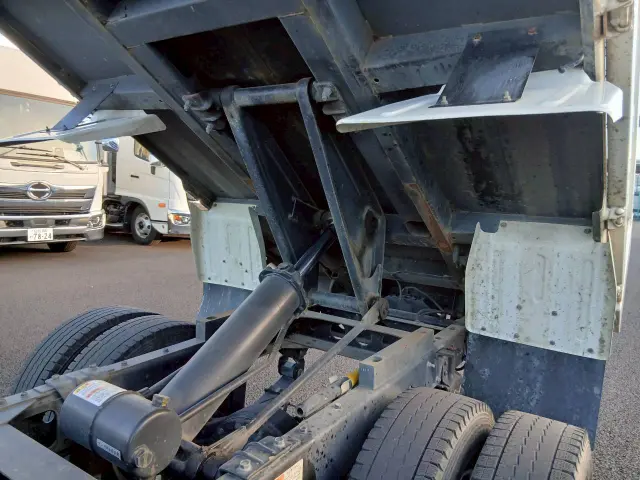 日野 デュトロ 2RG-XZU600T(2WD)の写真15