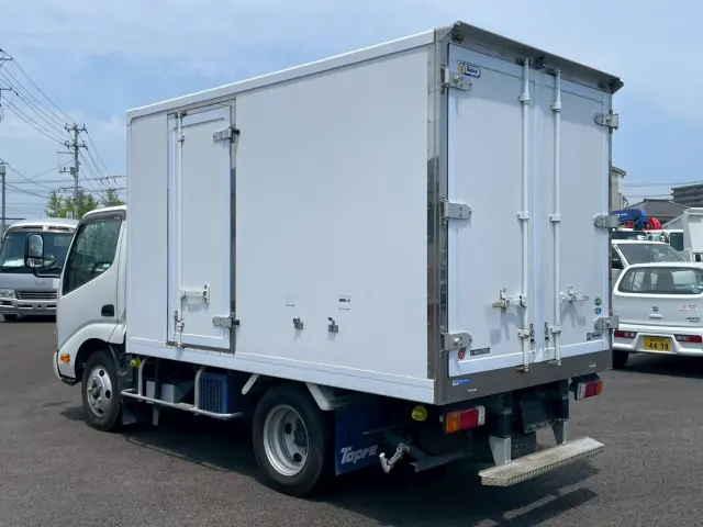 日野 デュトロ 2RG-XZC605M(2WD)の写真6