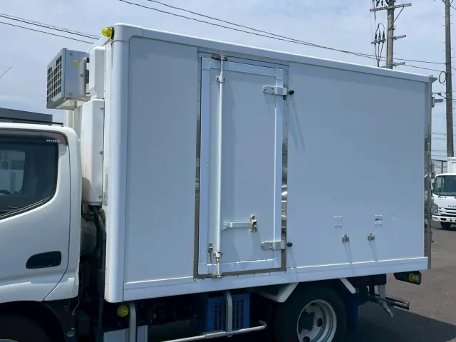 日野 デュトロ 2RG-XZC605M(2WD)の写真7