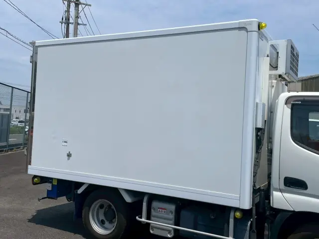 日野 デュトロ 2RG-XZC605M(2WD)の写真9