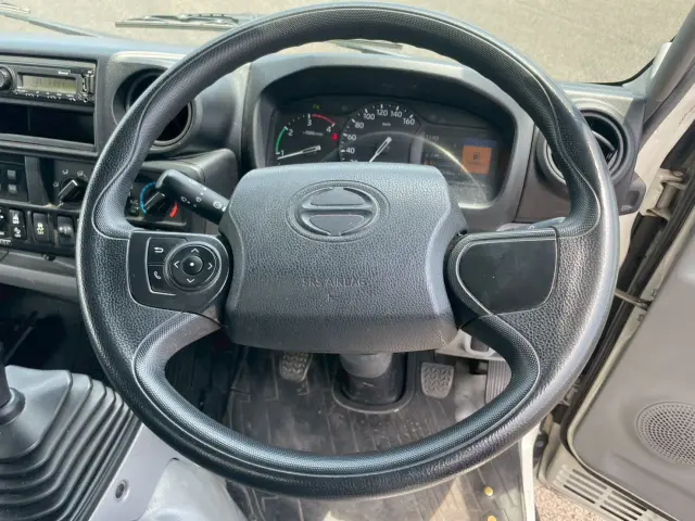 日野 デュトロ 2RG-XZC605M(2WD)の写真32