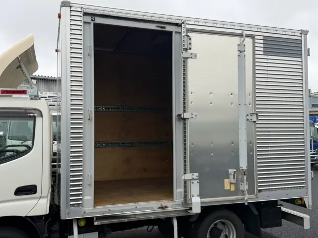 日野 デュトロ 2RG-XZU605M(2WD)の写真7