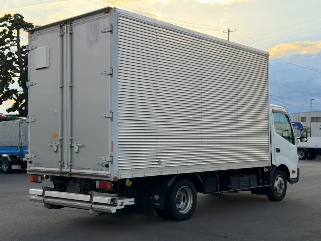 日野 デュトロ TPG-XZU710M(2WD)の写真4