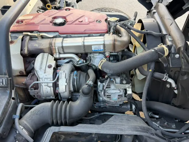 日野 デュトロ TPG-XZU710M(2WD)の写真39