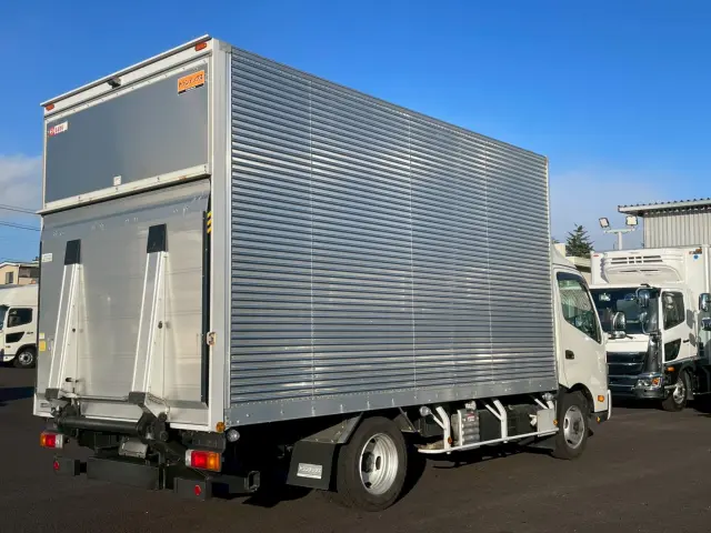 日野 デュトロ 2RG-XZU710M(2WD)の写真4