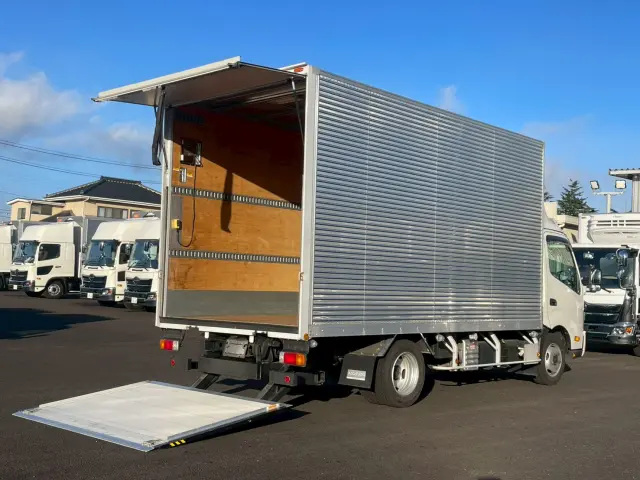 日野 デュトロ 2RG-XZU710M(2WD)の写真11