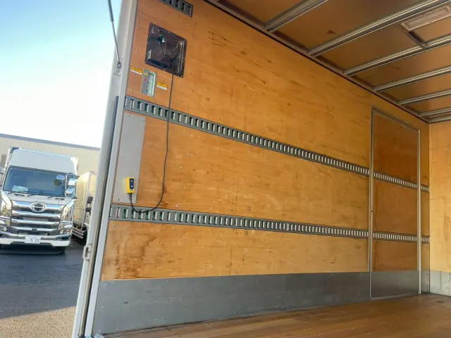 日野 デュトロ 2RG-XZU710M(2WD)の写真12