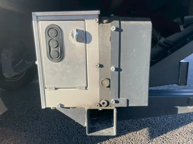 日野 デュトロ 2RG-XZU710M(2WD)の写真17