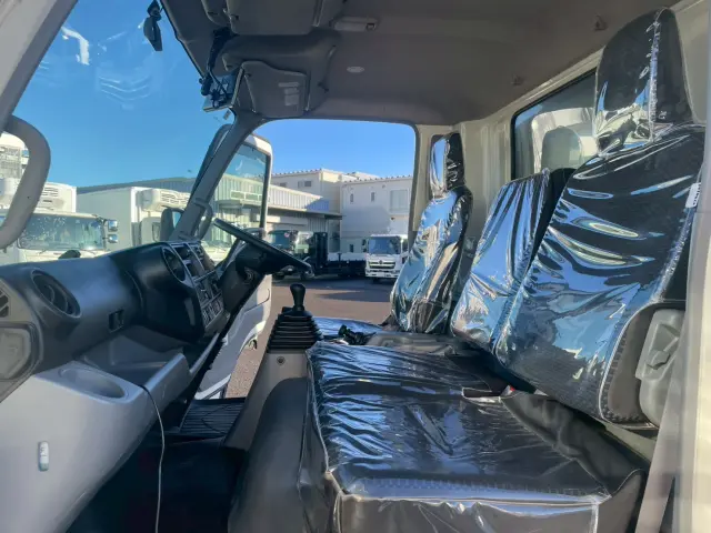 日野 デュトロ 2RG-XZU710M(2WD)の写真36