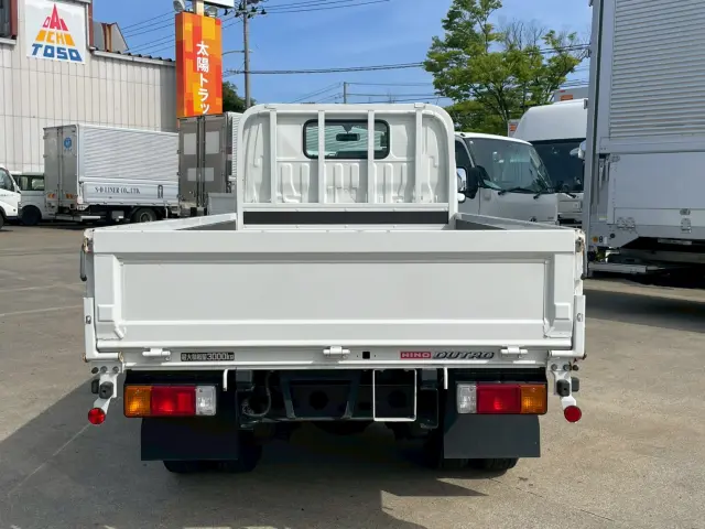 日野 デュトロ 2RG-XZU605M(2WD)の写真5