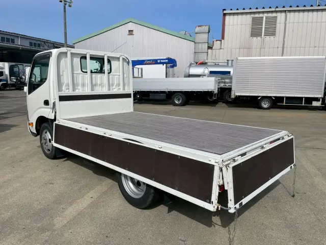 日野 デュトロ 2RG-XZU605M(2WD)の写真17