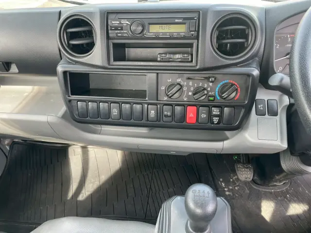 日野 デュトロ 2RG-XZU605M(2WD)の写真31