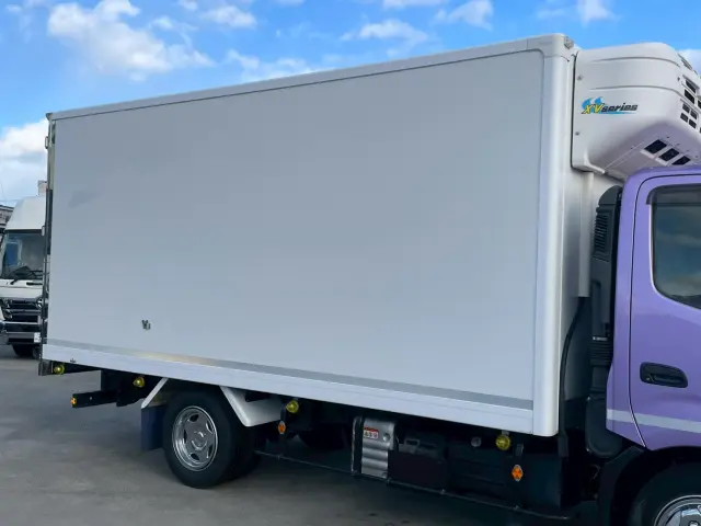 日野 デュトロ 2RG-XZU710M(2WD)の写真7