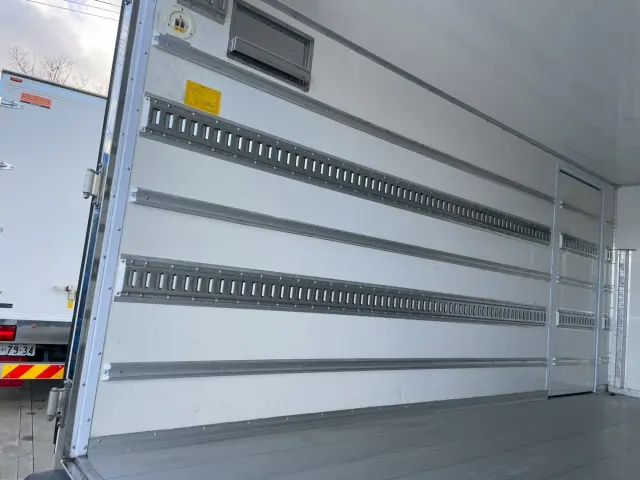 日野 デュトロ 2RG-XZU710M(2WD)の写真10