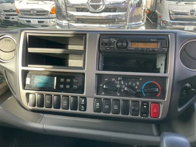 日野 デュトロ 2RG-XZU710M(2WD)の写真34