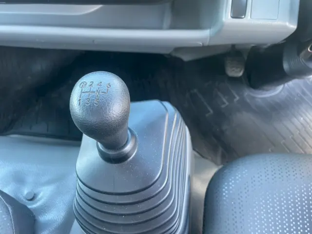日野 デュトロ 2RG-XZU710M(2WD)の写真35