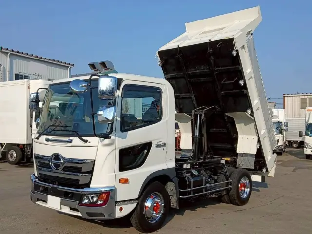 日野 レンジャー 2KG-FC2ABA(2WD)の写真1