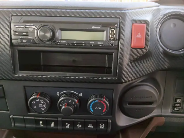 日野 レンジャー 2KG-FC2ABA(2WD)の写真35