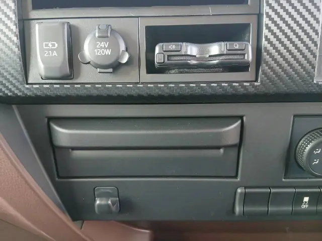 日野 レンジャー 2KG-FC2ABA(2WD)の写真36