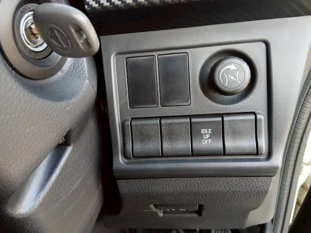 日野 レンジャー 2KG-FC2ABA(2WD)の写真38