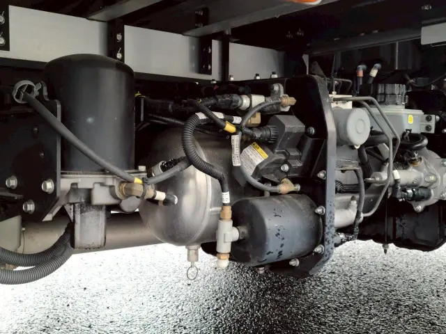 日野 レンジャー 2KG-FD2ABG(2WD)の写真34