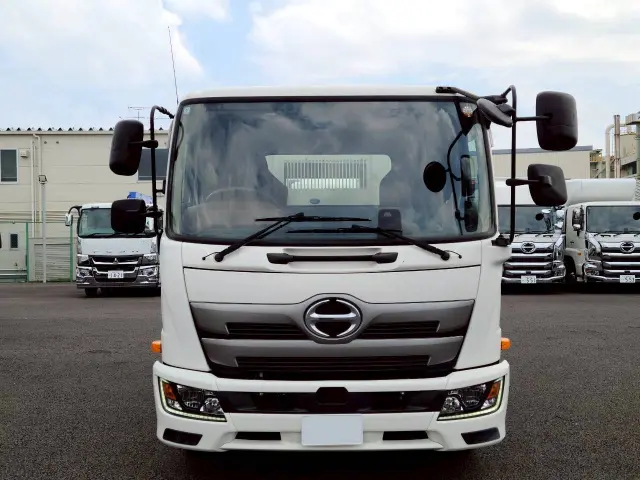 日野 レンジャー 2PG-FD2ABA(2WD)の写真2