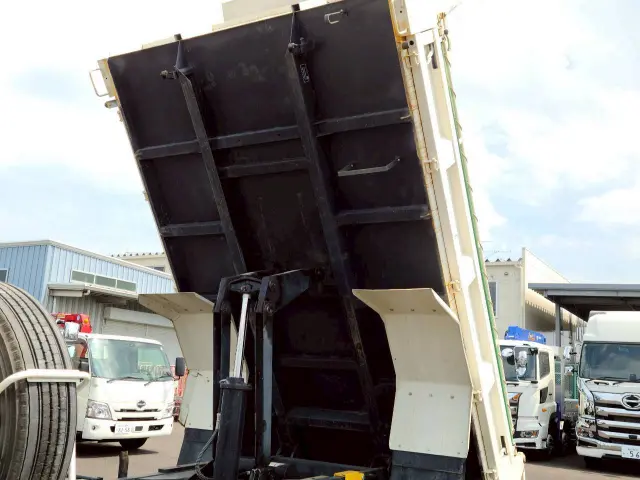 日野 レンジャー 2PG-FD2ABA(2WD)の写真24