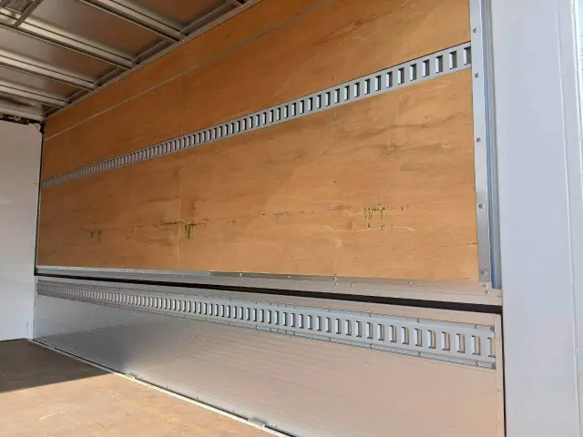 トヨタ ダイナ 2RG-XZU710(2WD)の写真14