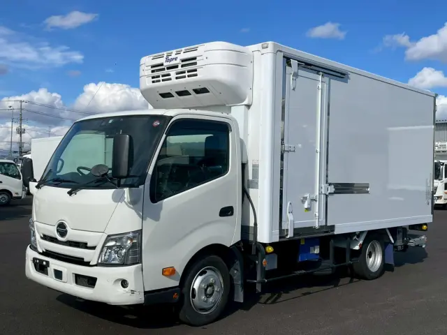 日野 デュトロ 2RG-XZU710M(2WD)の写真1