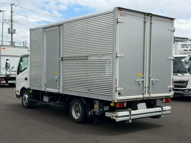 日野 デュトロ 2RG-XZU710M(2WD)の写真6