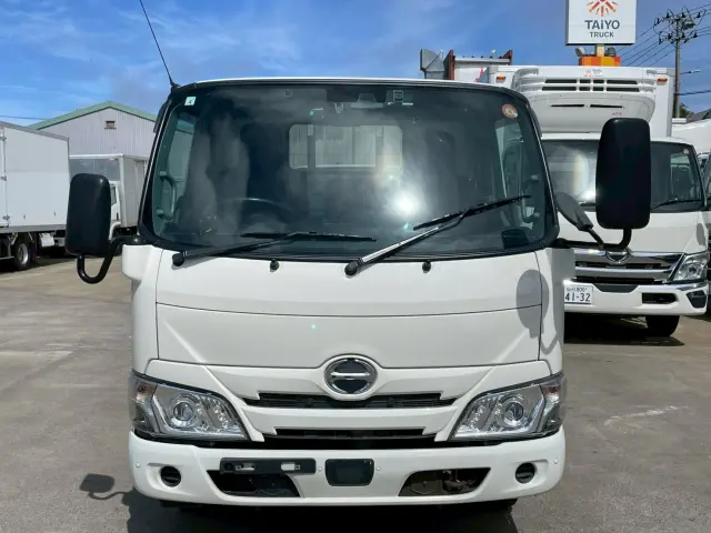 日野 デュトロ 2RG-XZC605M(2WD)の写真2