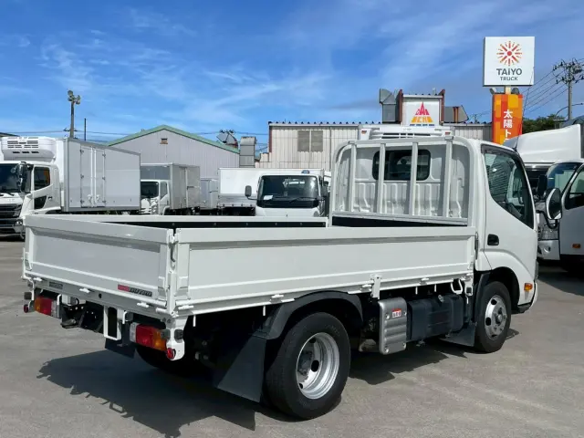 日野 デュトロ 2RG-XZC605M(2WD)の写真4