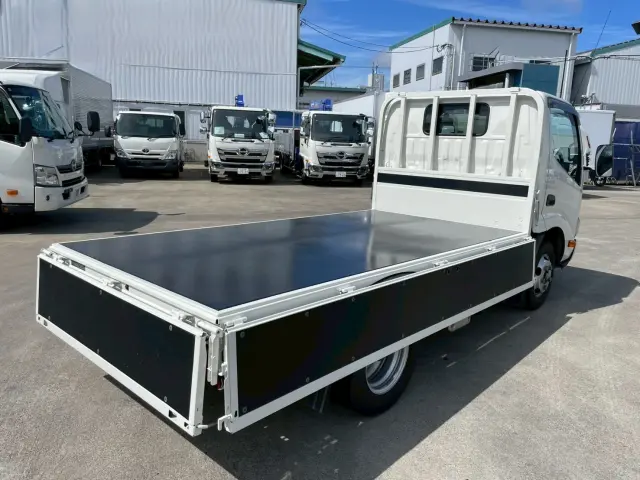 日野 デュトロ 2RG-XZC605M(2WD)の写真15