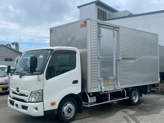 日野 デュトロ 2RG-XZU710M(2WD)の写真1