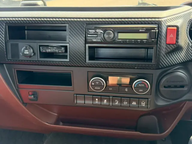 日野 レンジャー 2PG-FC2ABA(2WD)の写真44