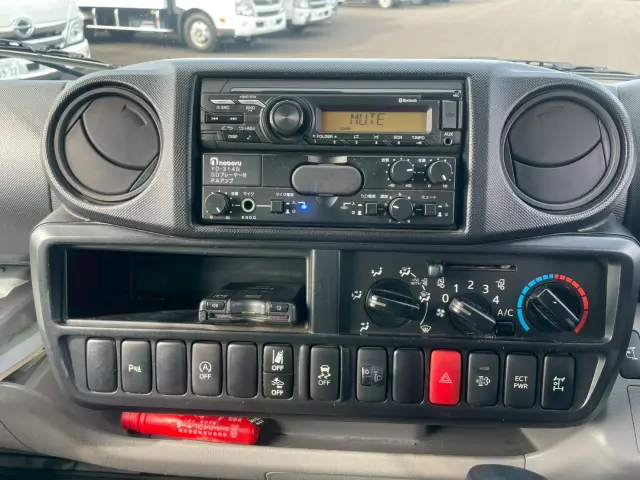 日野 デュトロ 2RG-XZU605X(2WD)の写真37