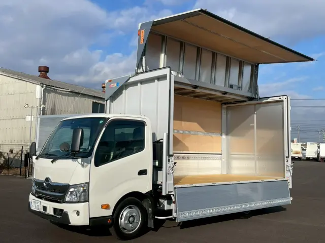 日野 デュトロ 2KG-XZU710Mの写真1