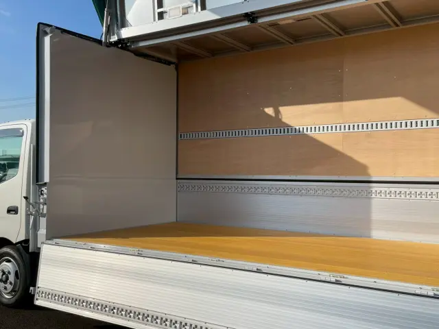 日野 デュトロ 2KG-XZU710Mの写真16