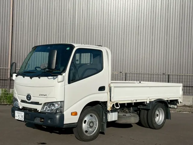 トヨタ ダイナ 2RG-XZU605(2WD)の写真1