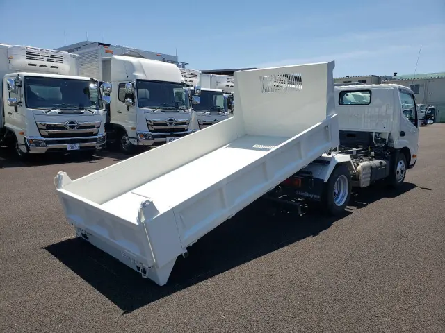 日野 デュトロ 2RG-XZU600T(2WD)の写真4